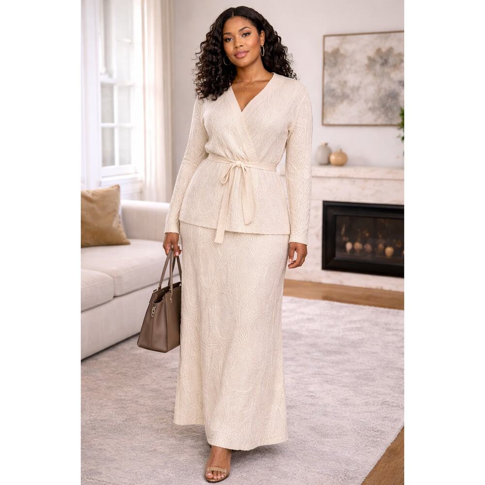 NWT Zara Textured Knit 2-Piece Set Ivory Size L Belted Top Maxi Skirt